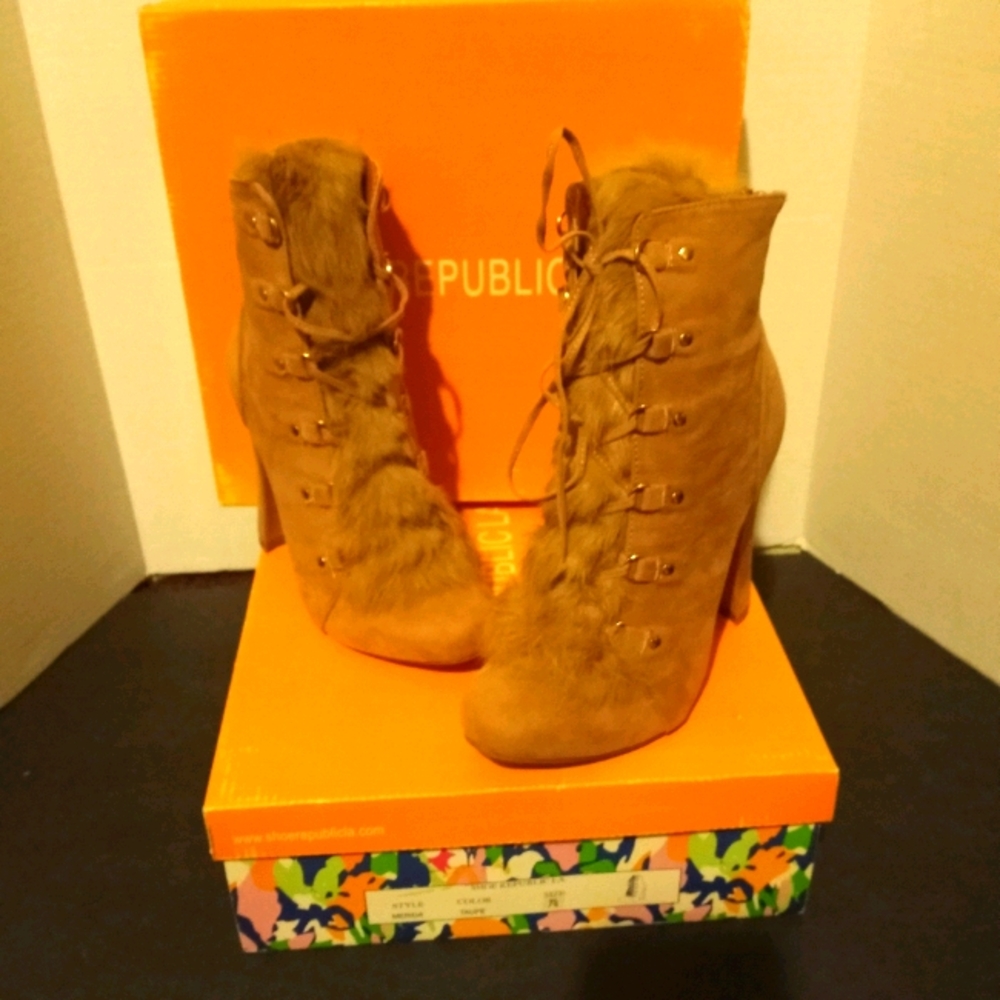 Women boots